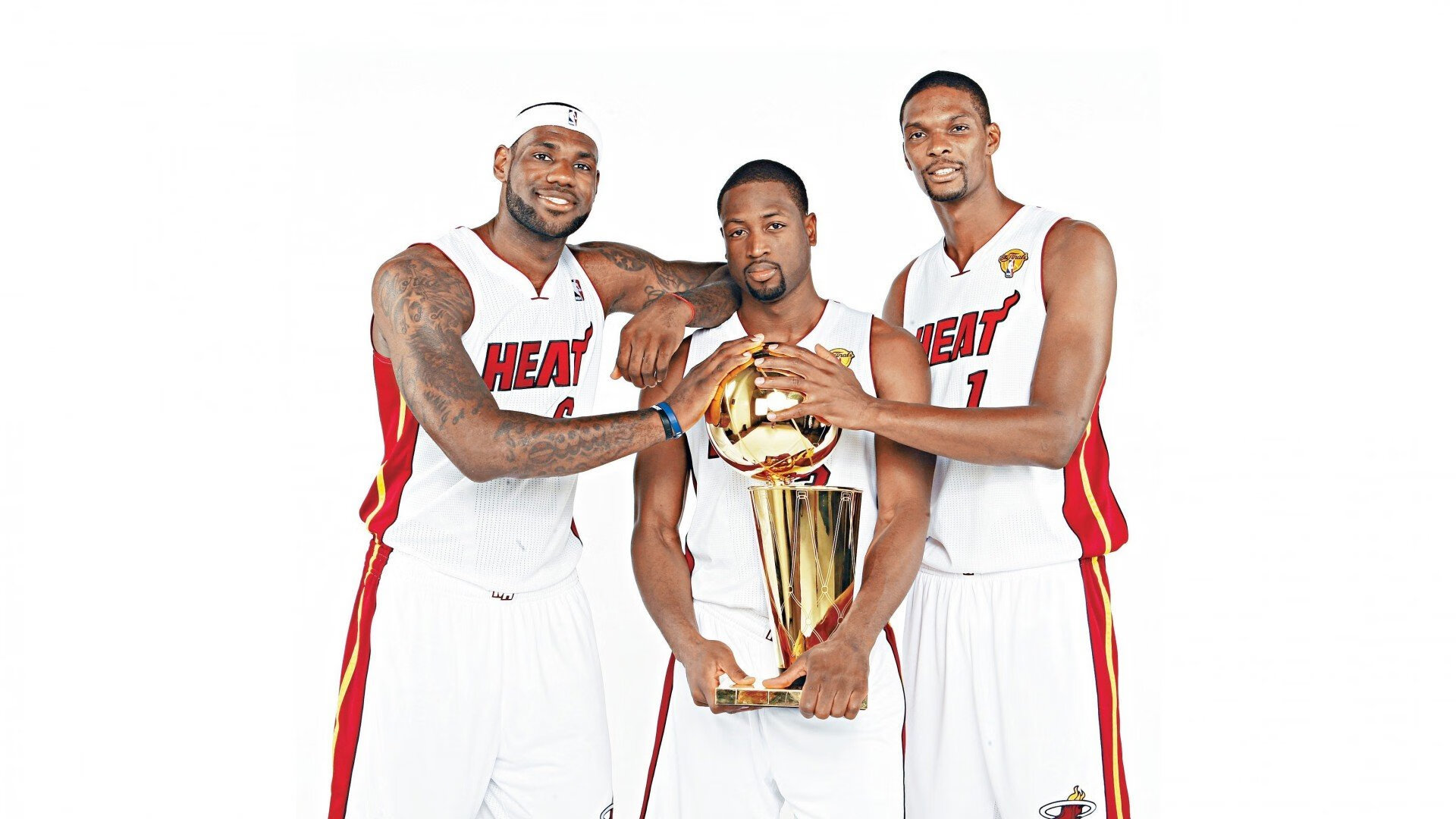 篮网教练称双方默契仍需磨合,篮网将追求大牌教练